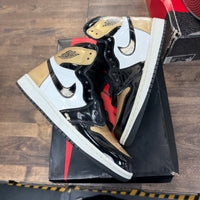 Patent Gold Jordan 1 High (USED)