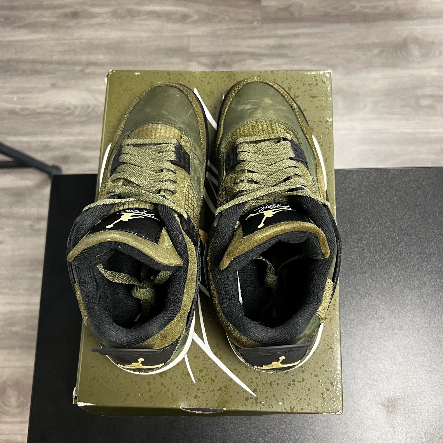 Craft Medium Olive Jordan 4 Retro SE (USED)