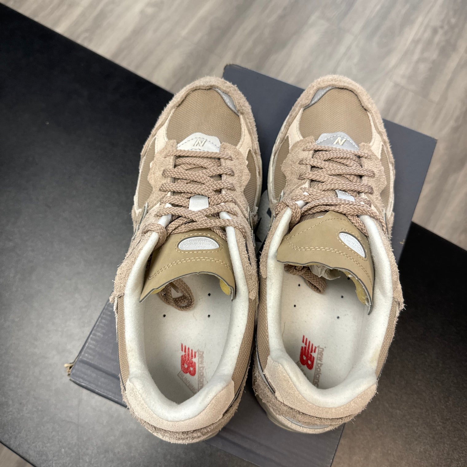 Driftwood New Balance 2002R (USED;NO BOX)