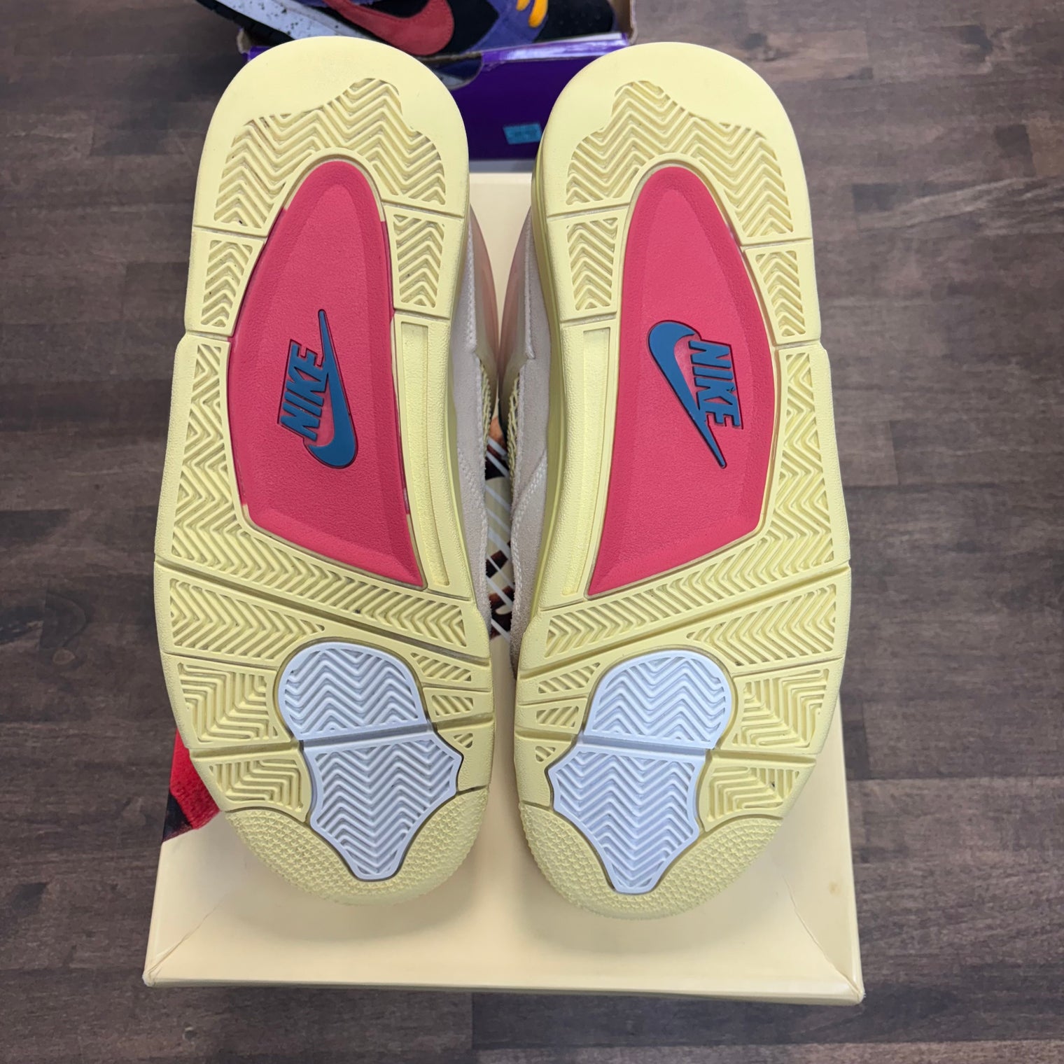 Union LA Jordan 4 Guava Ice (USED)