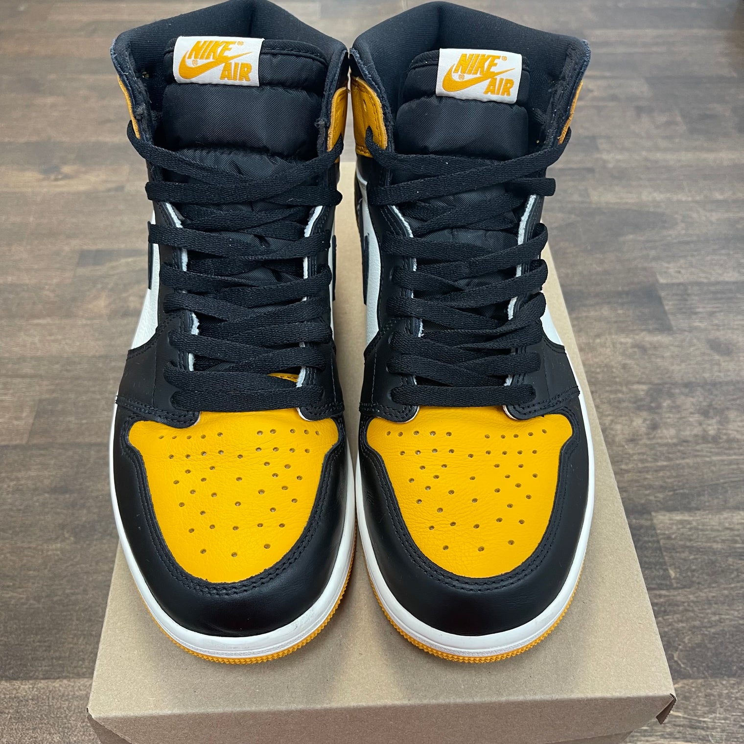 Taxi Yellow Toe Jordan 1 High (USED, No Box)