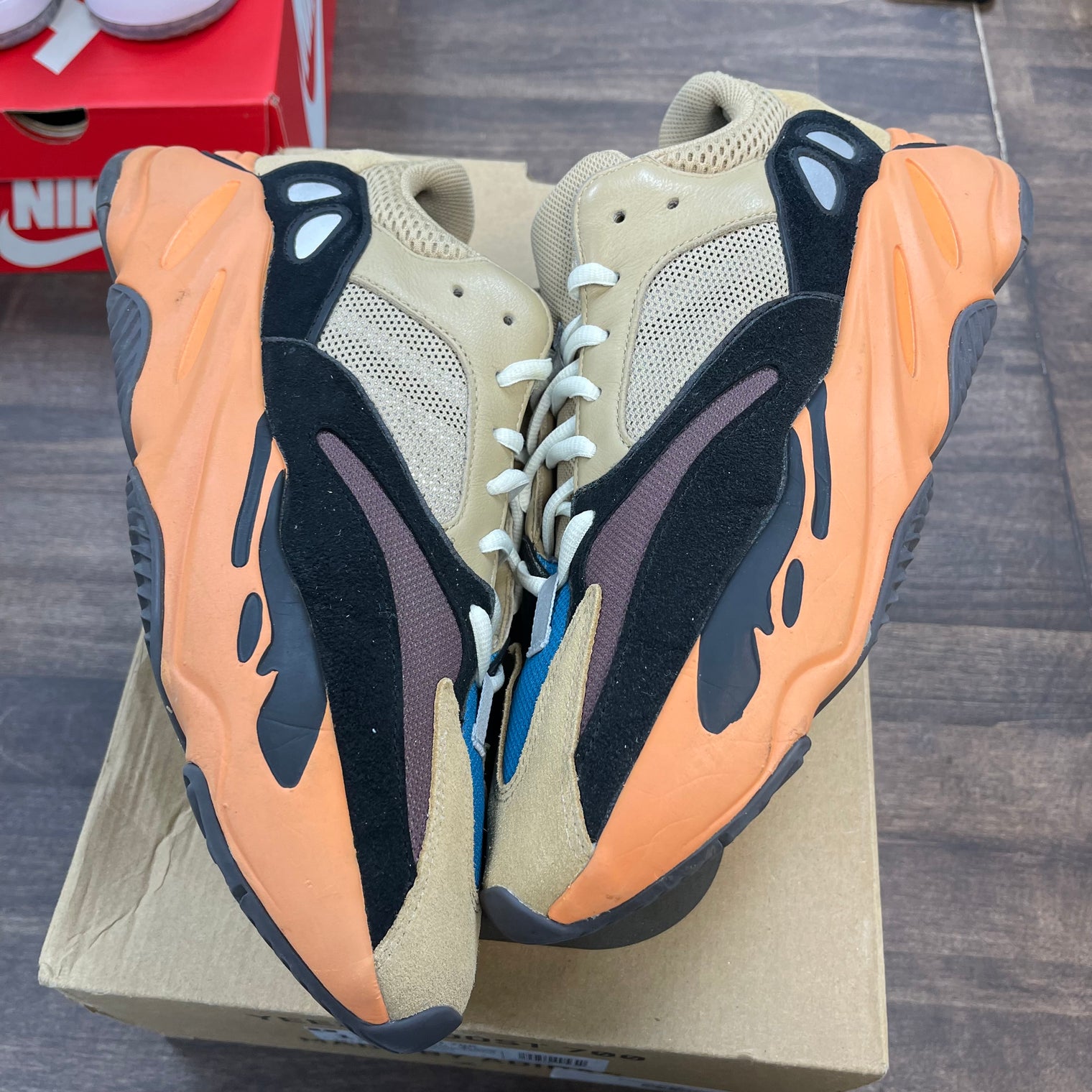 Enflame Yeezy 700 (USED)