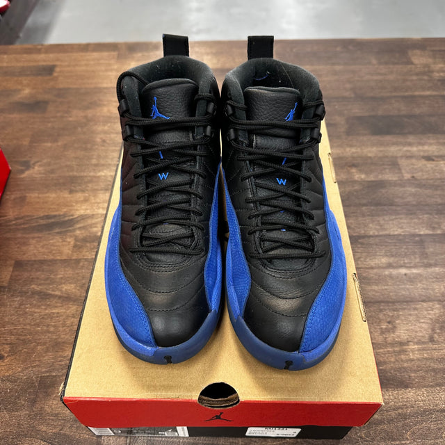 Hyper Royal Jordan 12 (USED)