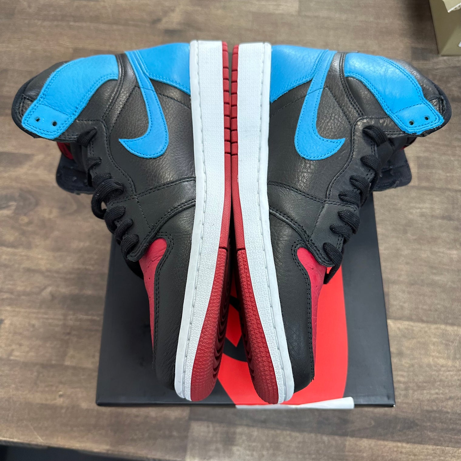NC to Chi Jordan 1 High (W) (USED)