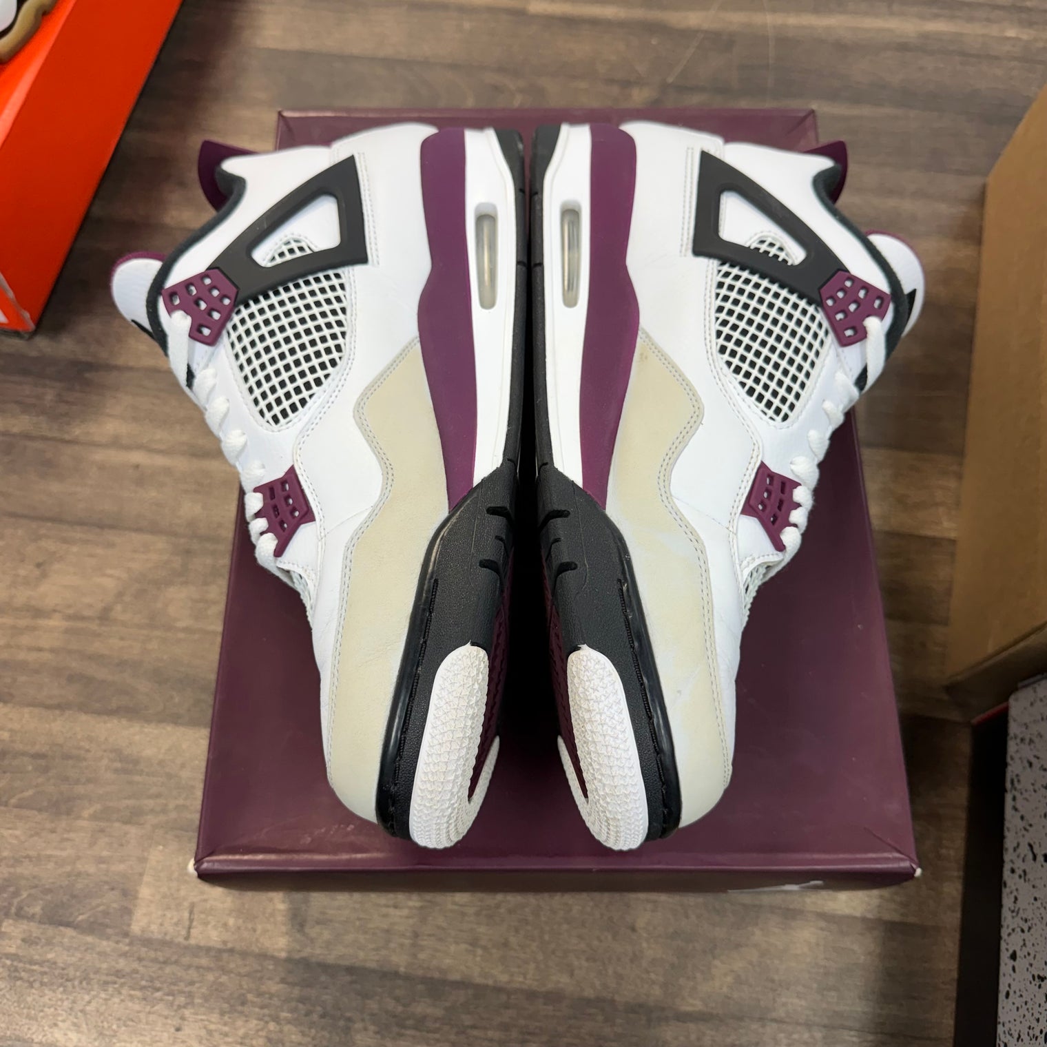 PSG Paris Saint-Germain Jordan 4 (USED)