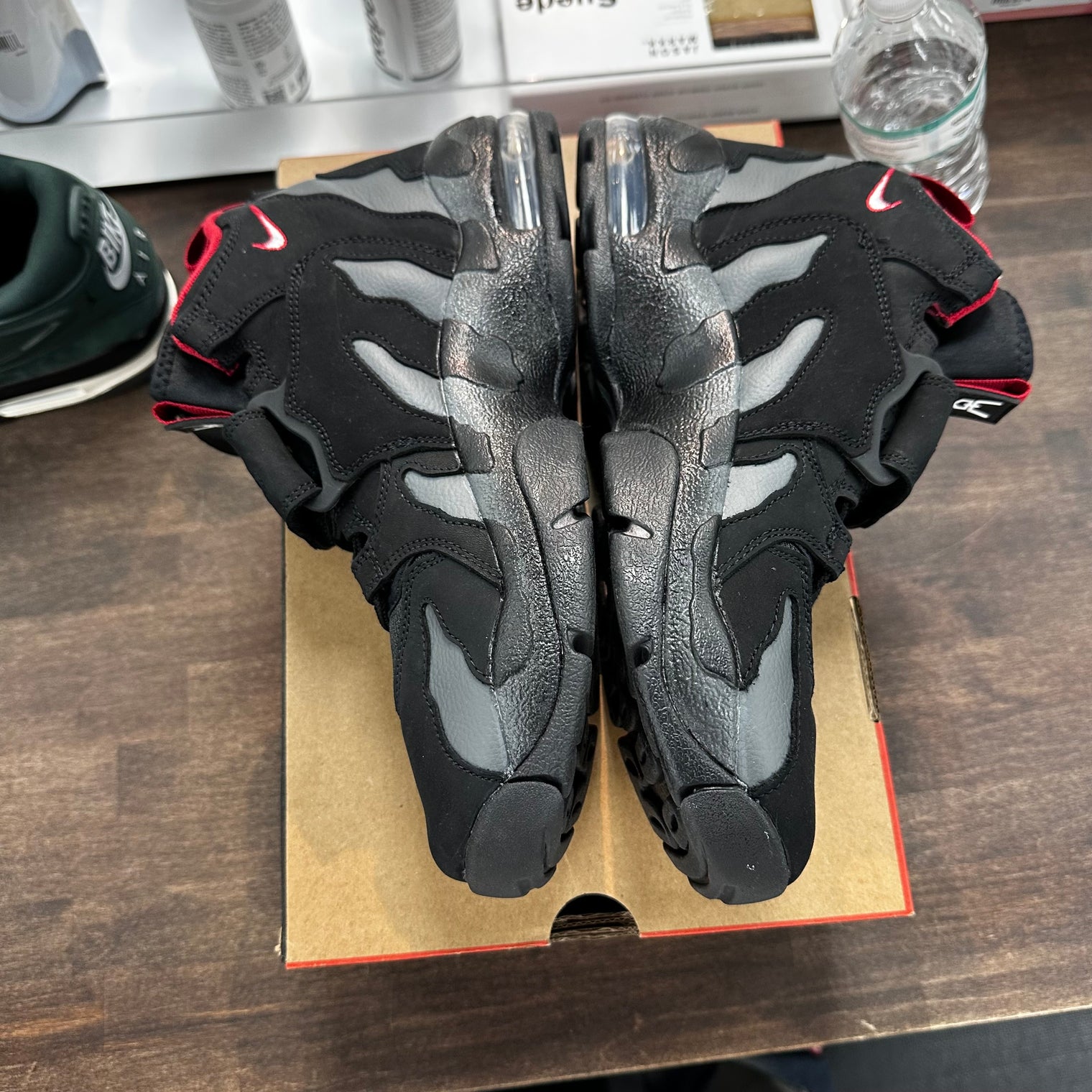 Nike Air DT Max '96 Falcons (USED)