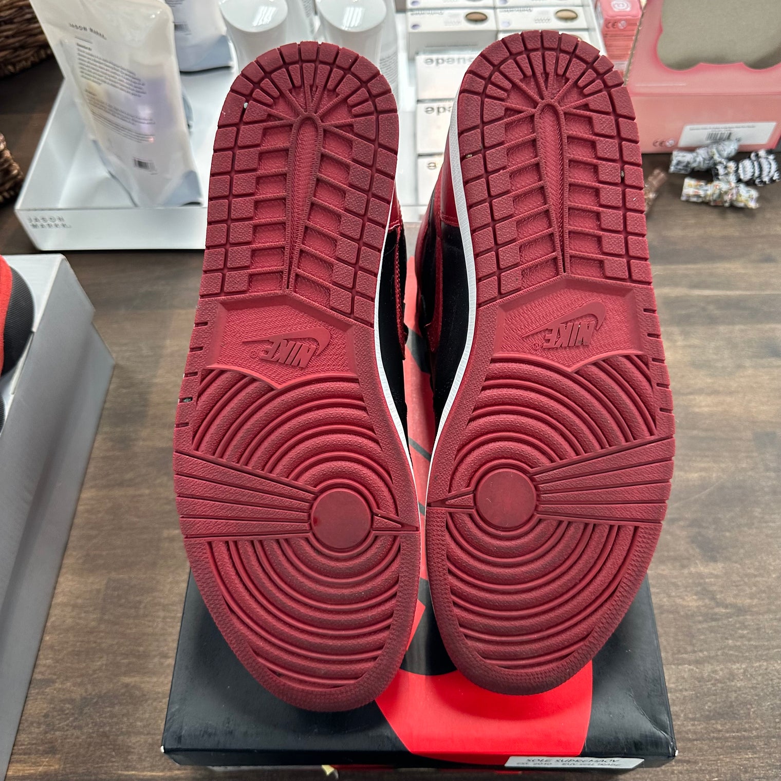Banned Bred Jordan 1 High (USED)