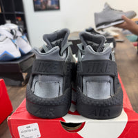 Tech Fleece Pack Nike Air Huarache (USED)