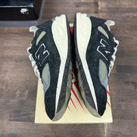 MiUSA Teddy Saints Black True Camo New Balance 990V2 (USED)