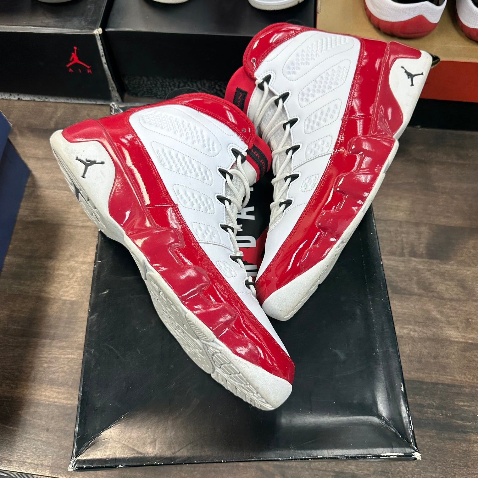 White Gym Red Jordan 9 (USED)