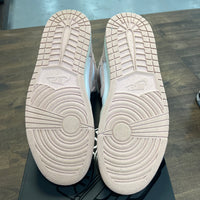 Legend Pink Jordan 1 Mid SE (USED)