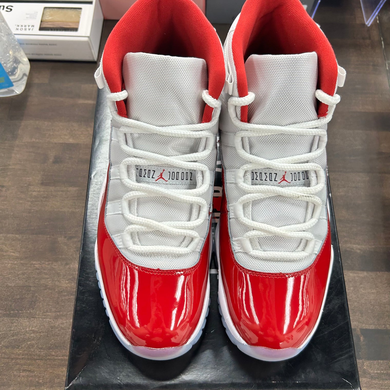 Cherry Jordan 11 (USED)