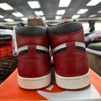 Chicago Lost and Found Jordan 1 High OG (USED)