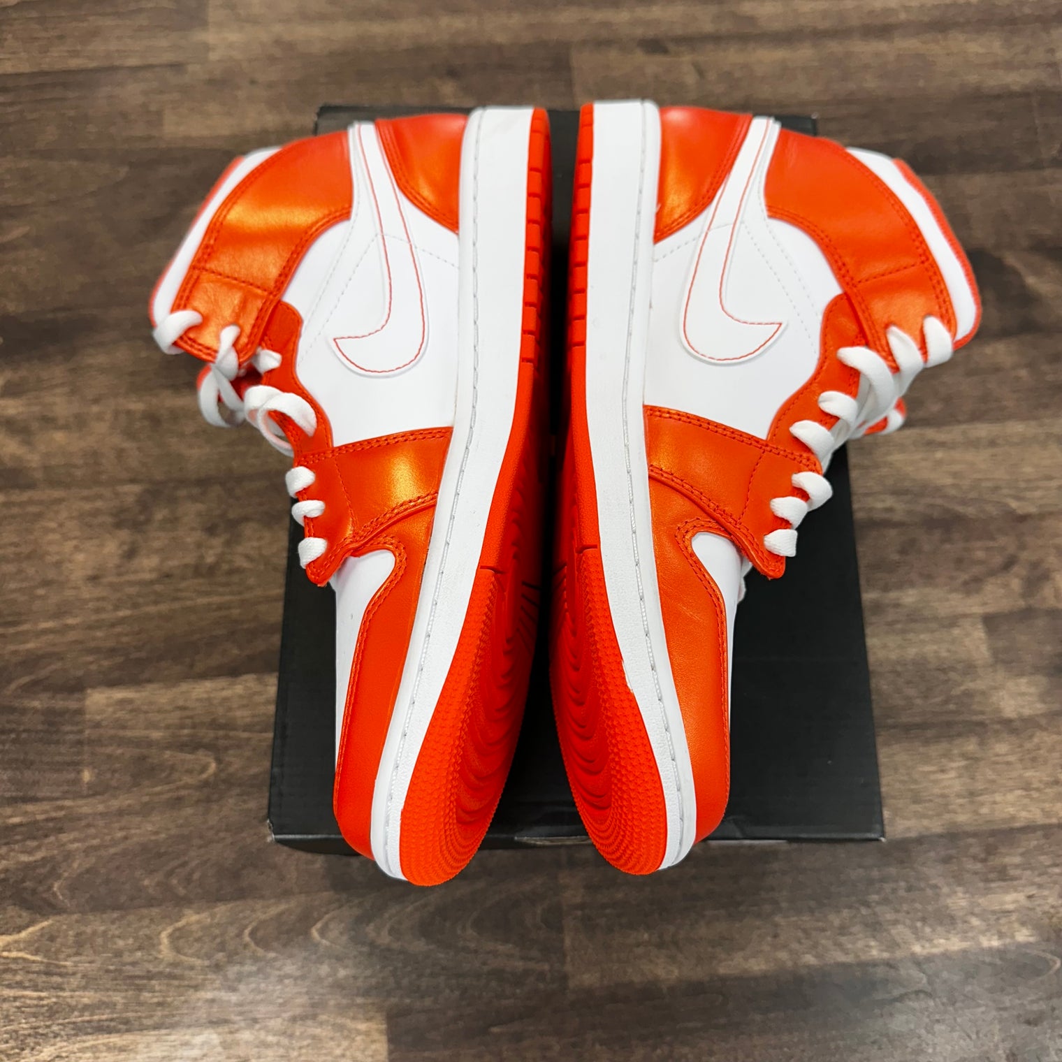 Metallic Orange Jordan 1 Mid (USED)