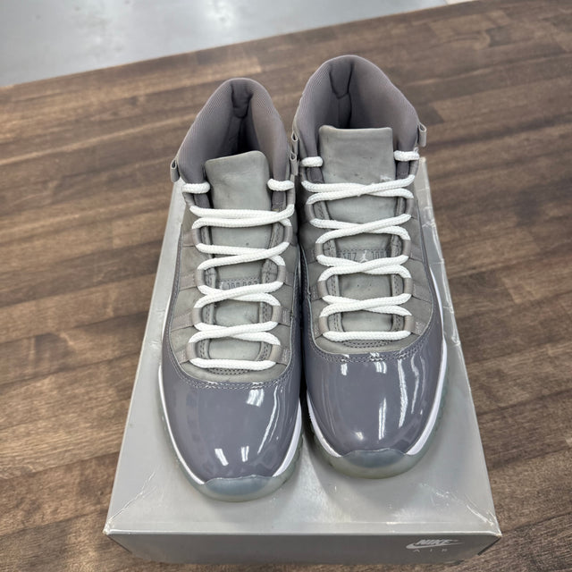 Cool Grey Jordan 11 Retro (USED)