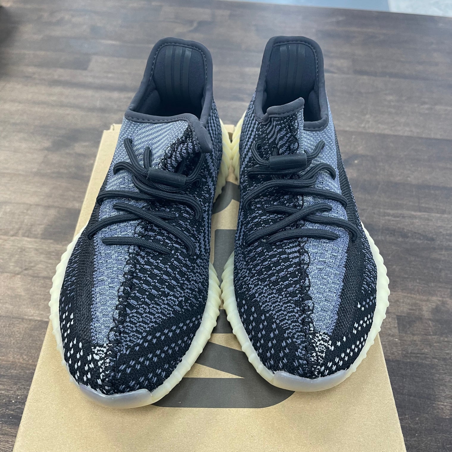 Carbon Yeezy 350 (USED)