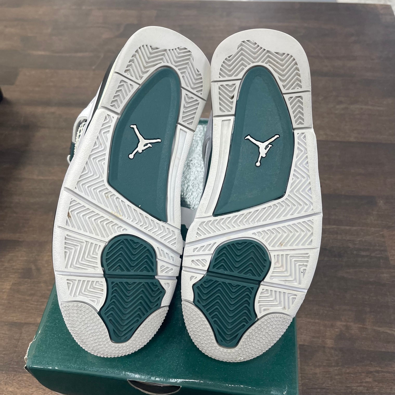 (GS) Oxidized Green Jordan 4 (USED,No Insoles)
