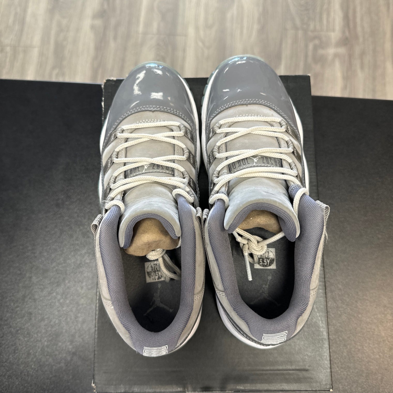 Cool Grey Jordan 11 Low (USED)