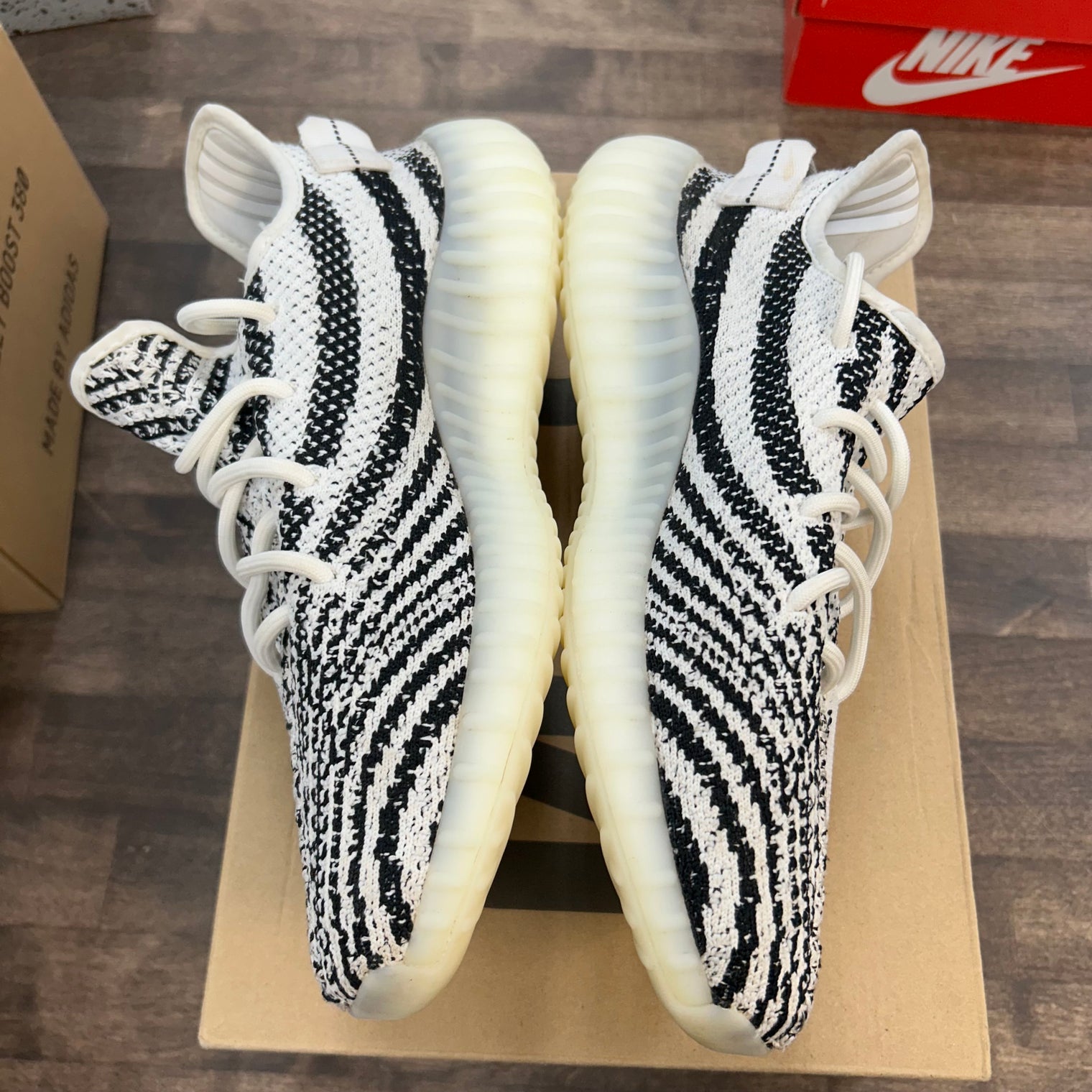 Zebra Yeezy 350 (USED)