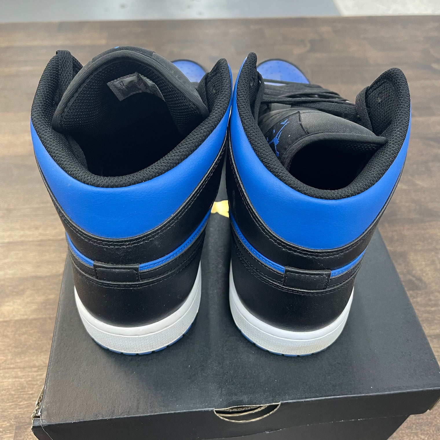 Black Royal Blue Jordan 1 Mid (USED)