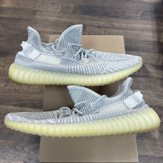 Static Yeezy 350 (USED, No Box,No Insole)