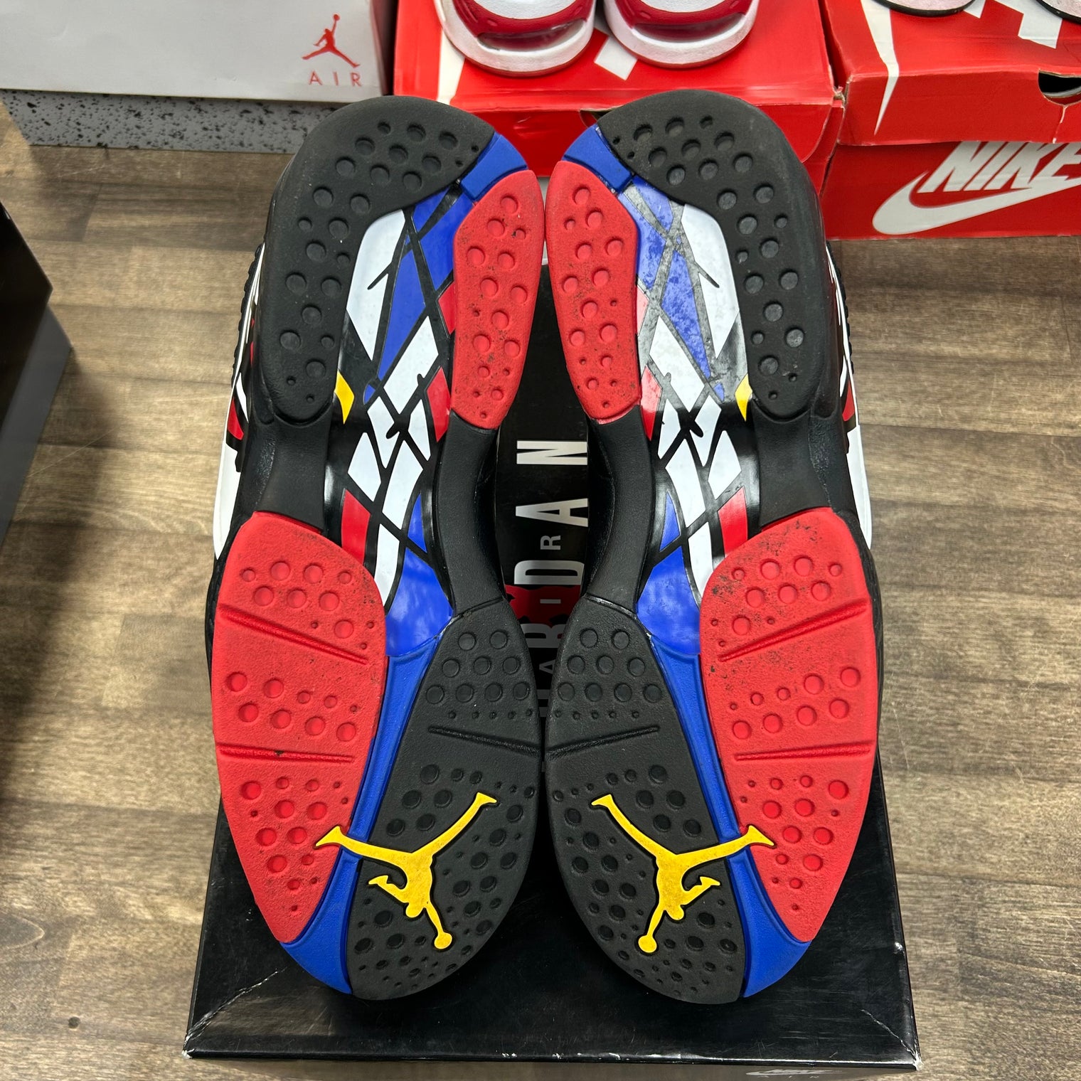 Playoff Jordan 8 Retro (2023) (USED)