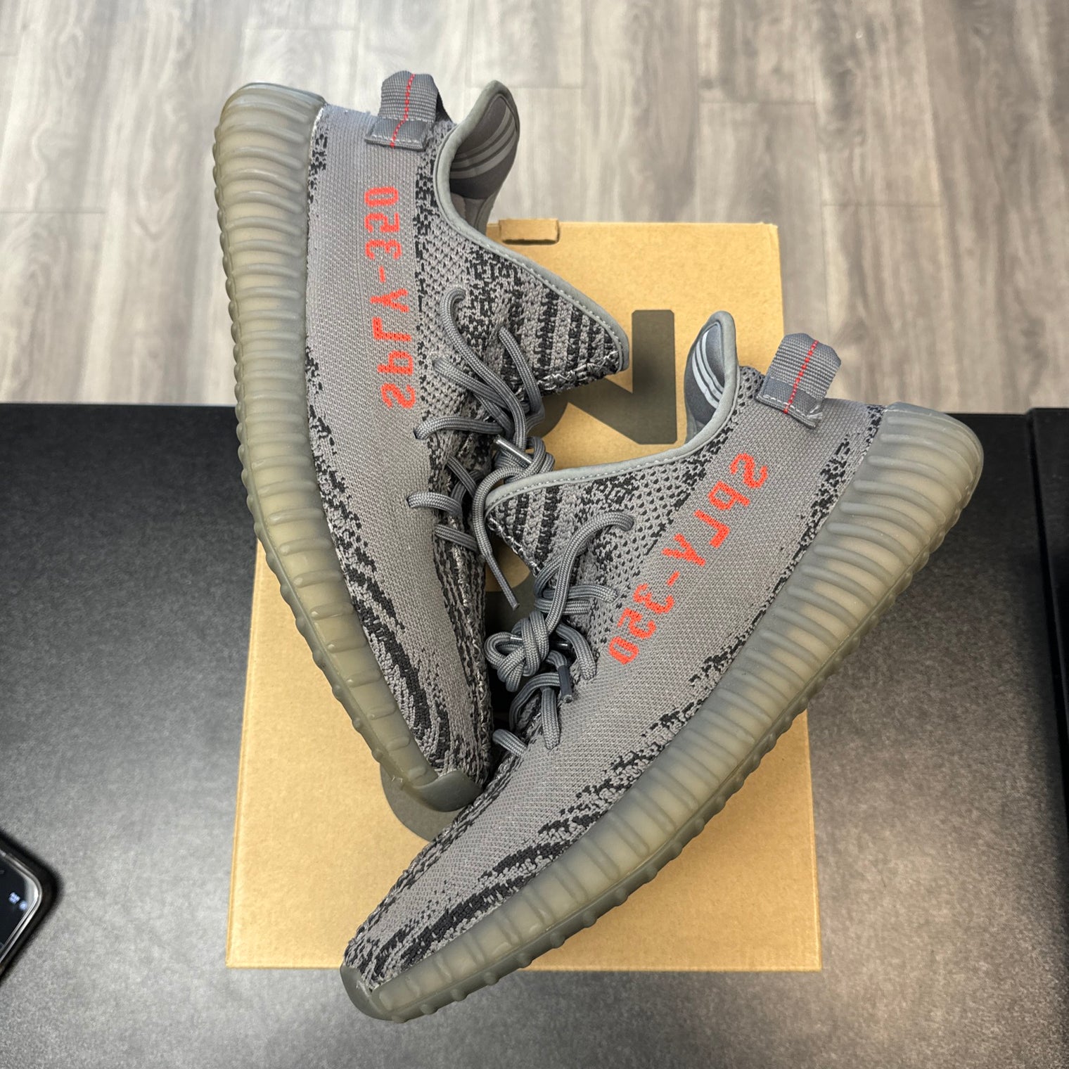 Beluga 2.0 Yeezy 350 (USED)