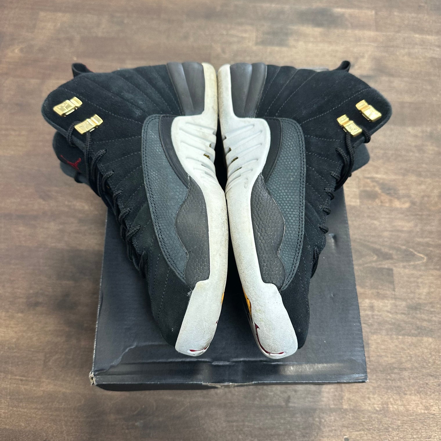 Reverse Taxi Jordan 12 (GS) (USED)