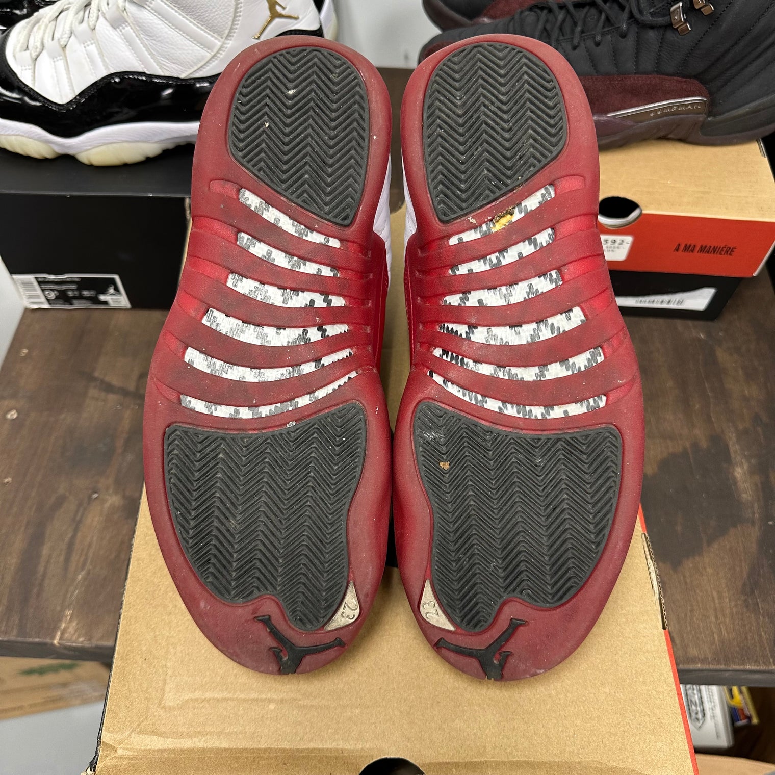 Cherry Jordan 12 Retro (USED)