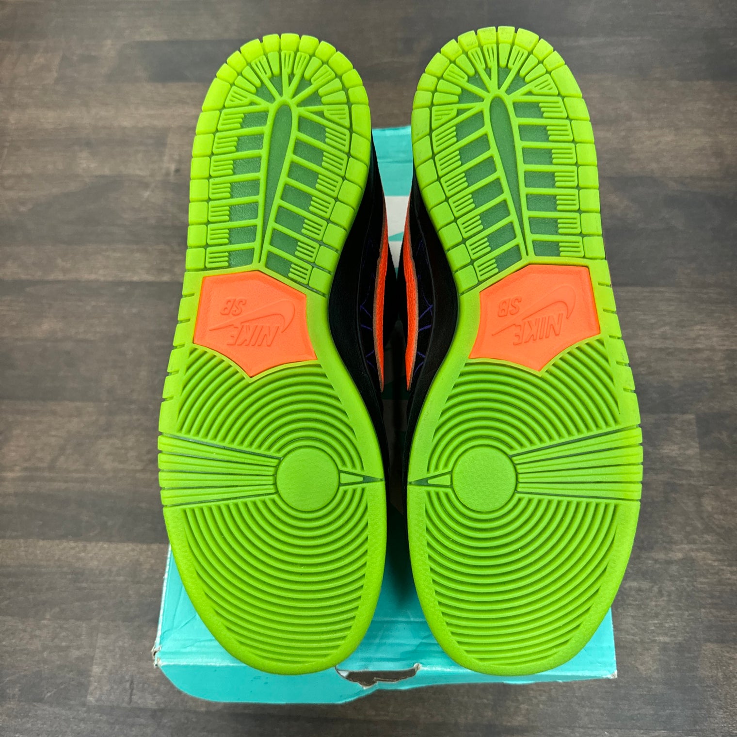 Night of Mischief Halloween Nike SB Dunk Low (2019)