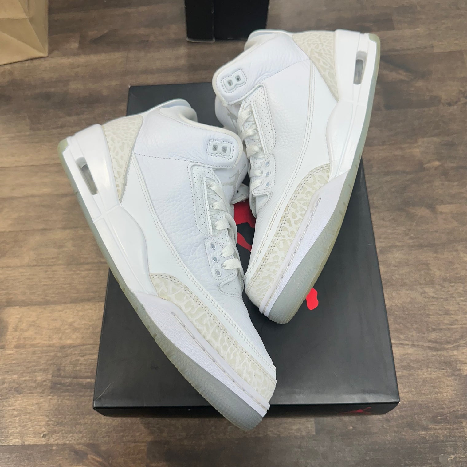 Pure White Jordan 3 Retro (USED)