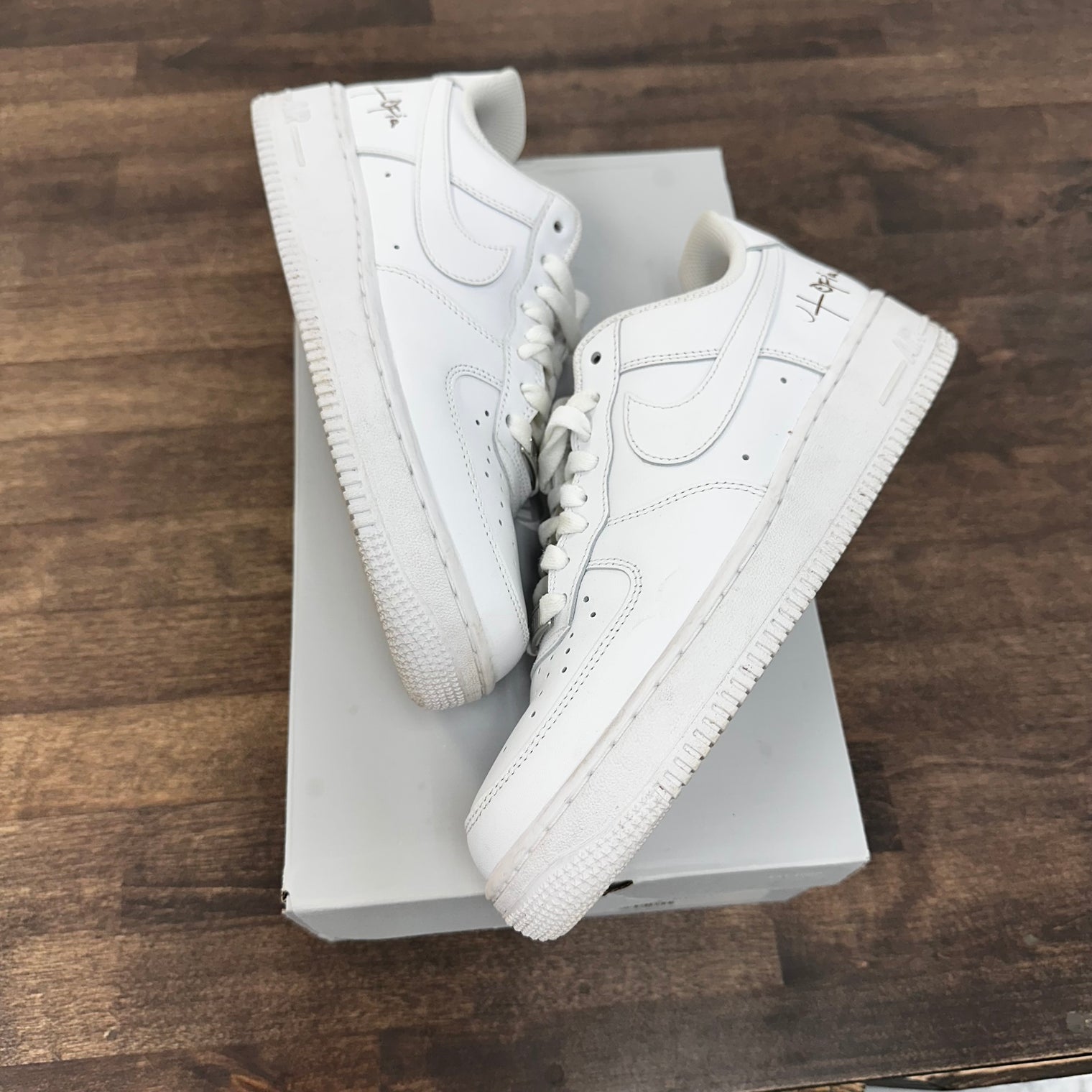 (W) Utopia Travis Scott Nike Air Force 1 Low (USED)