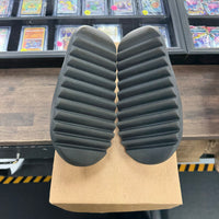 Onyx Yeezy Slide (USED, No Box)