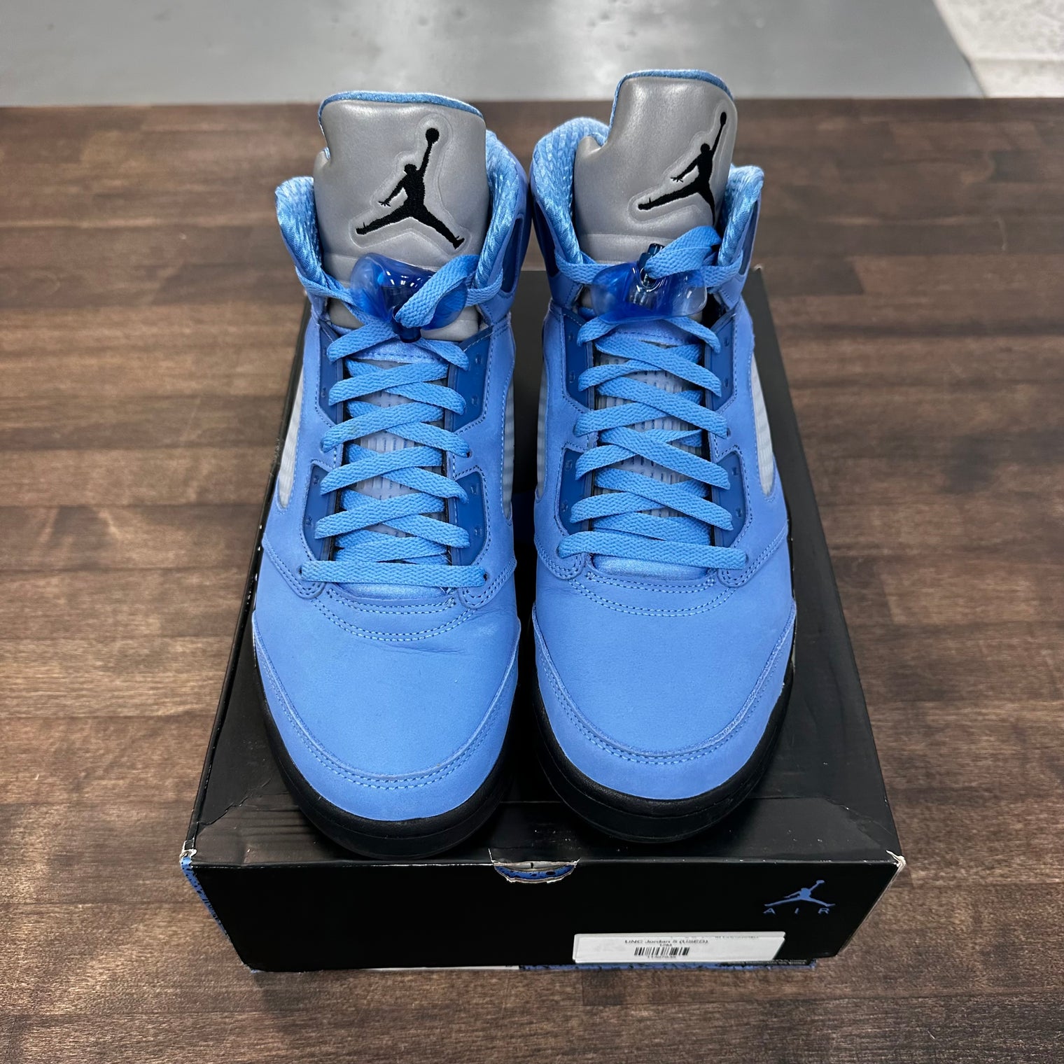 UNC Jordan 5 (USED)