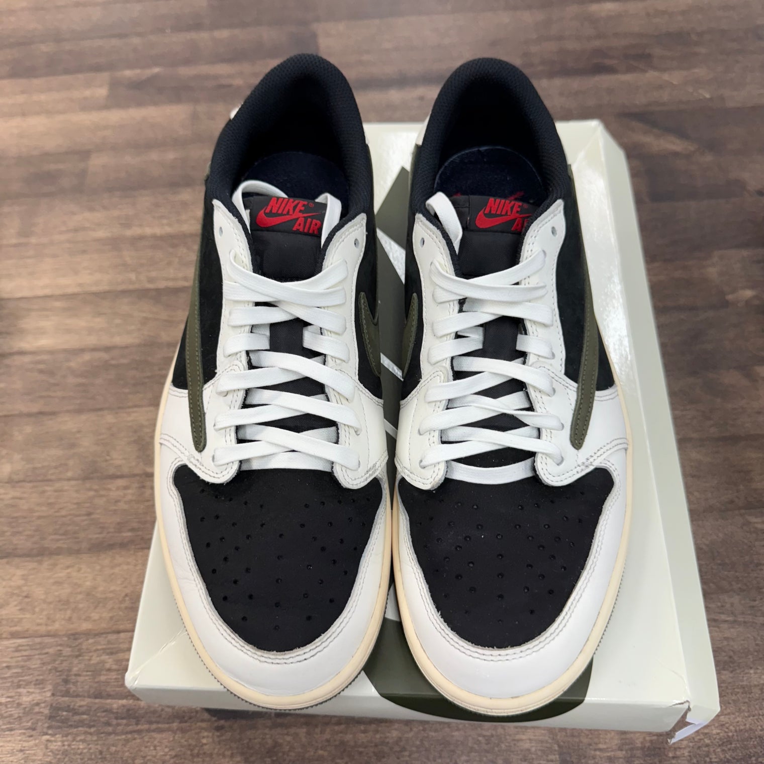 Olive Travis Scott Jordan 1 Low (W) (USED)