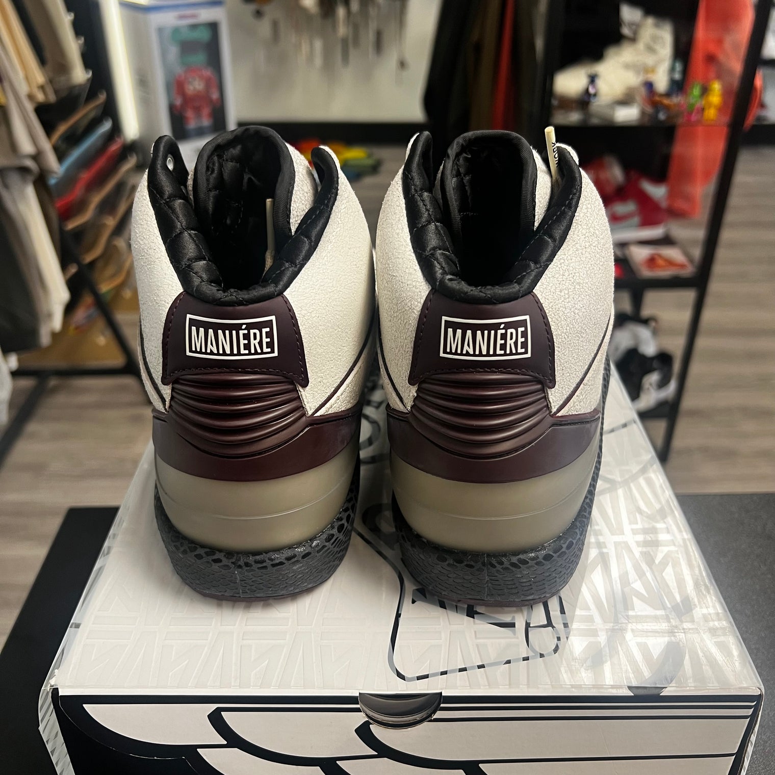 A Ma Maniere Jordan 2 (USED)