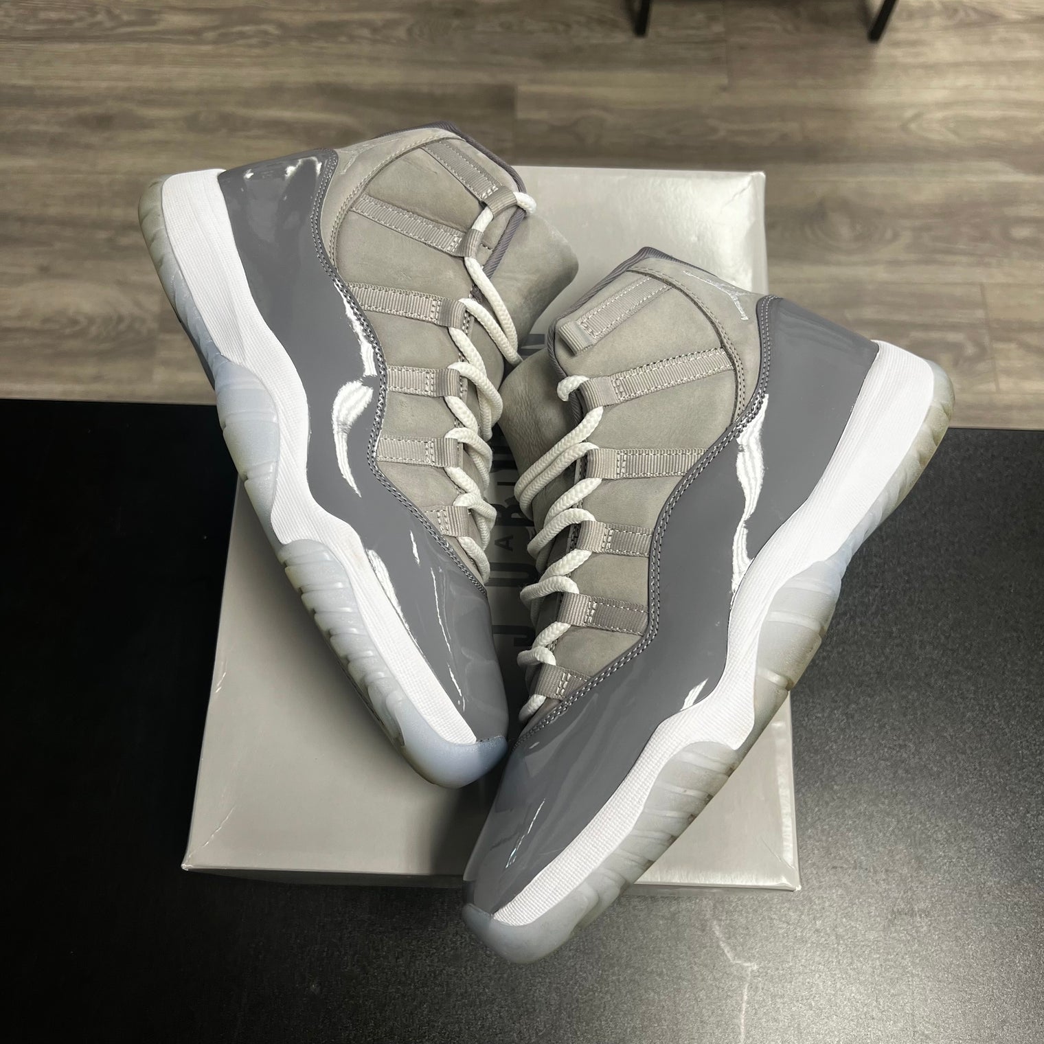 Cool Grey Jordan 11 (USED)