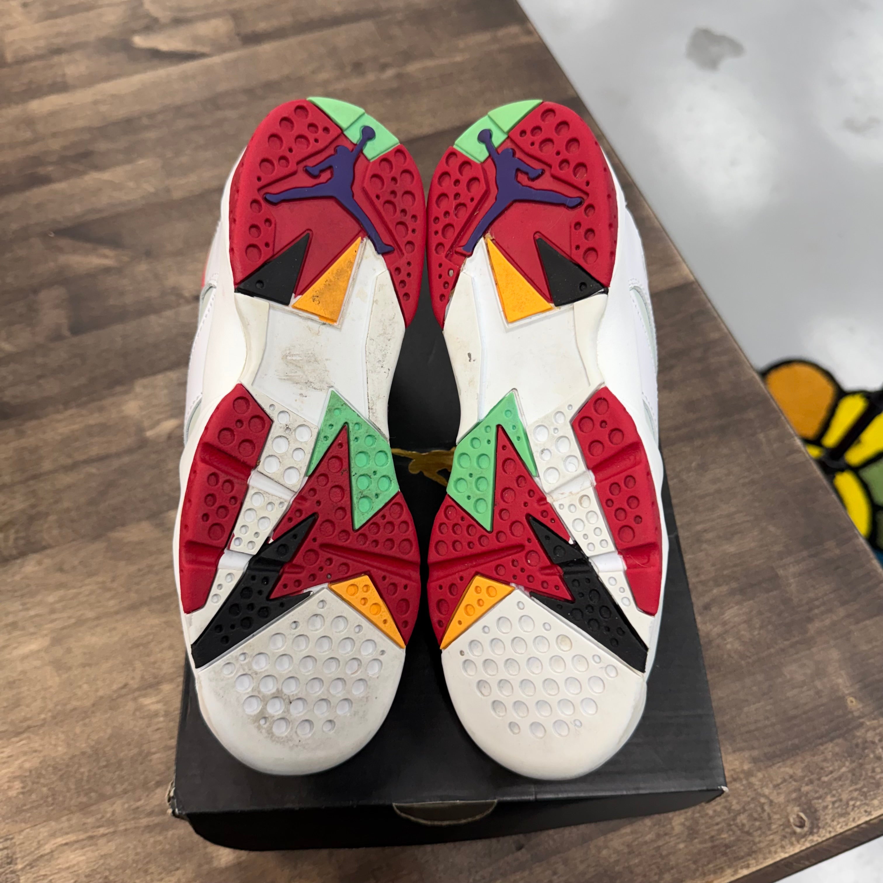 Jordan 7 Retro Hare (2015) (Grade school) (US 6Y) (USED) Size 6Y (Pre-Owned) - Image 5