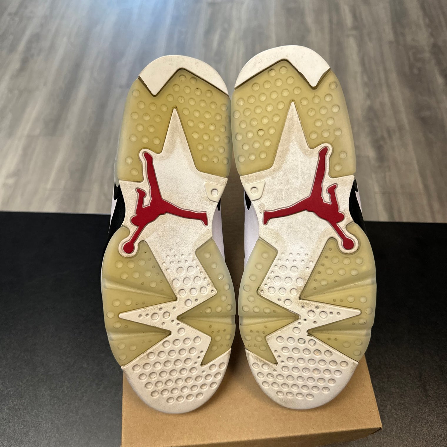 Carmine Jordan 6 (USED, No Box)
