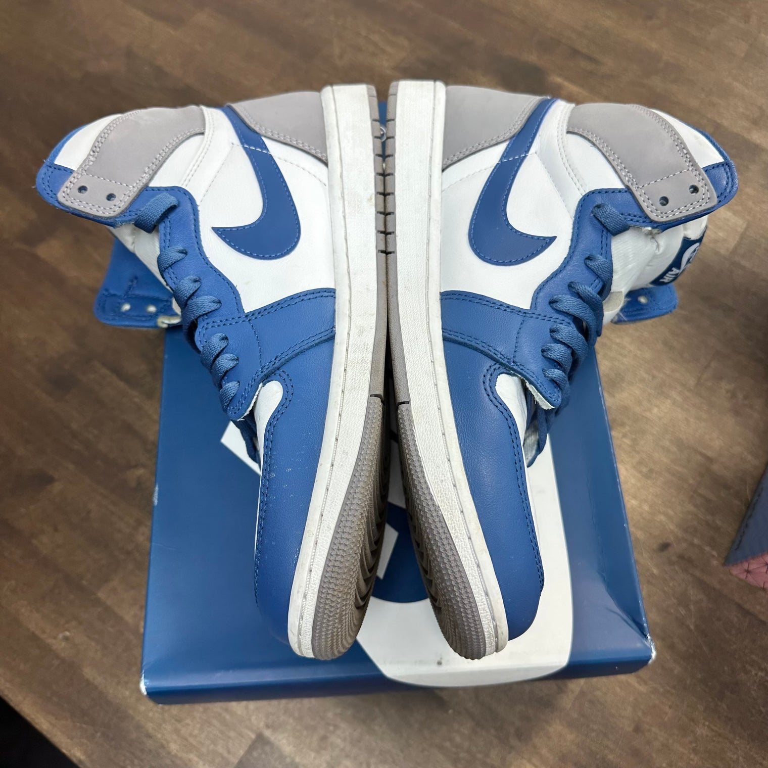 True Blue Jordan 1 High (USED)