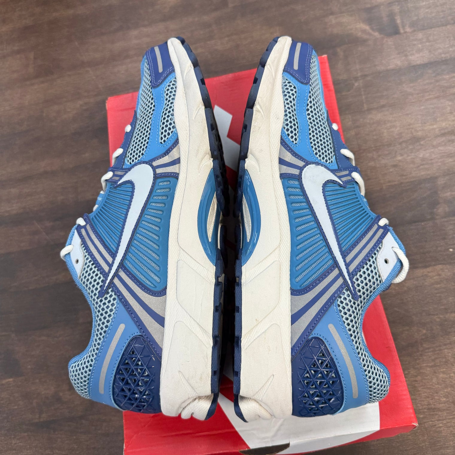 Mystic Navy Worn Blue Vomero 5 (USED)