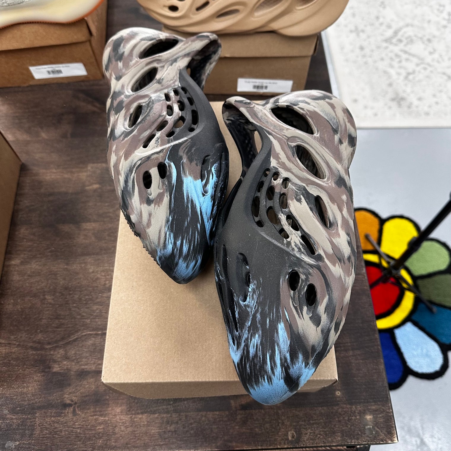 MX Carbon Yeezy Foam RNNR (USED, No Box)