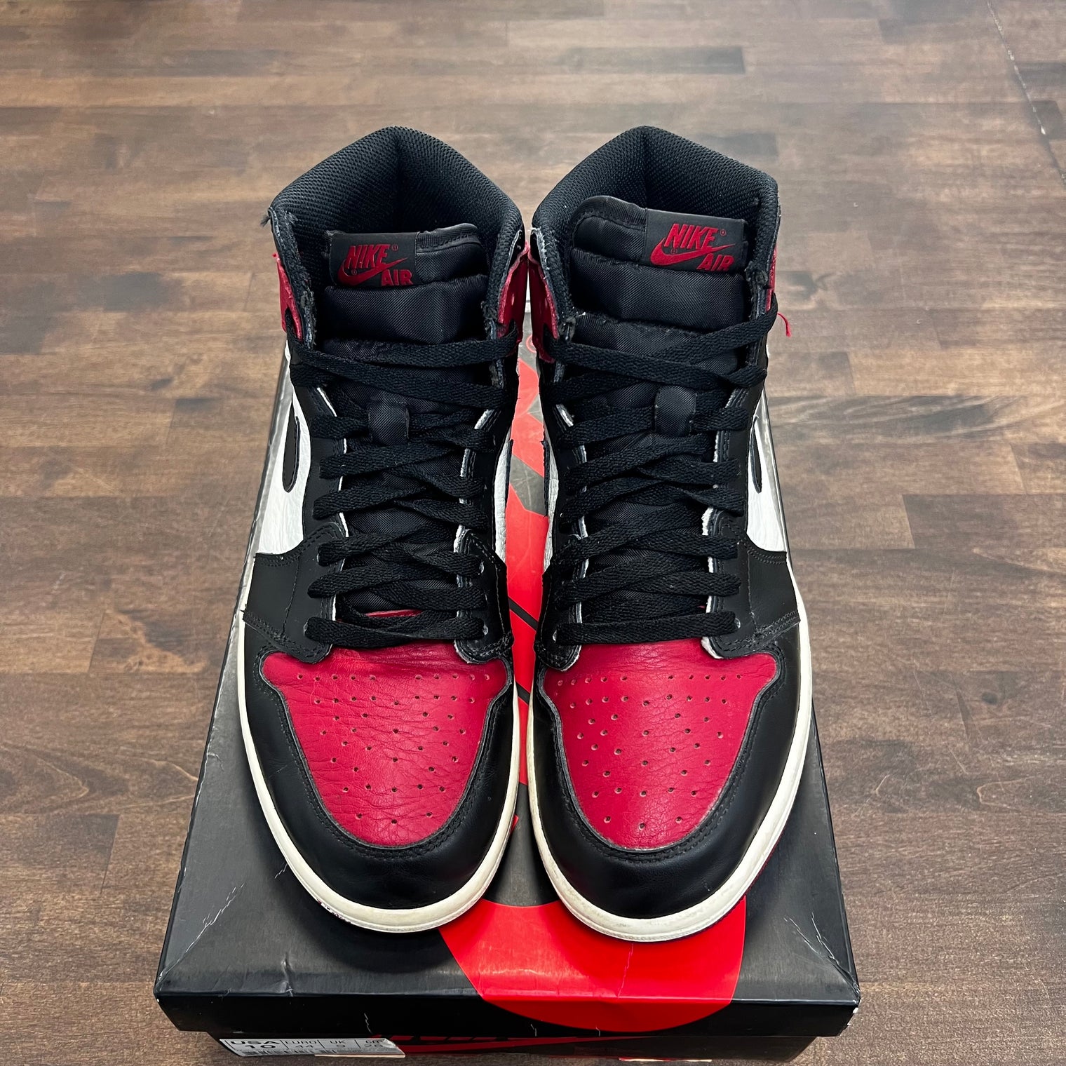 Bred Toe Jordan 1 High (USED)