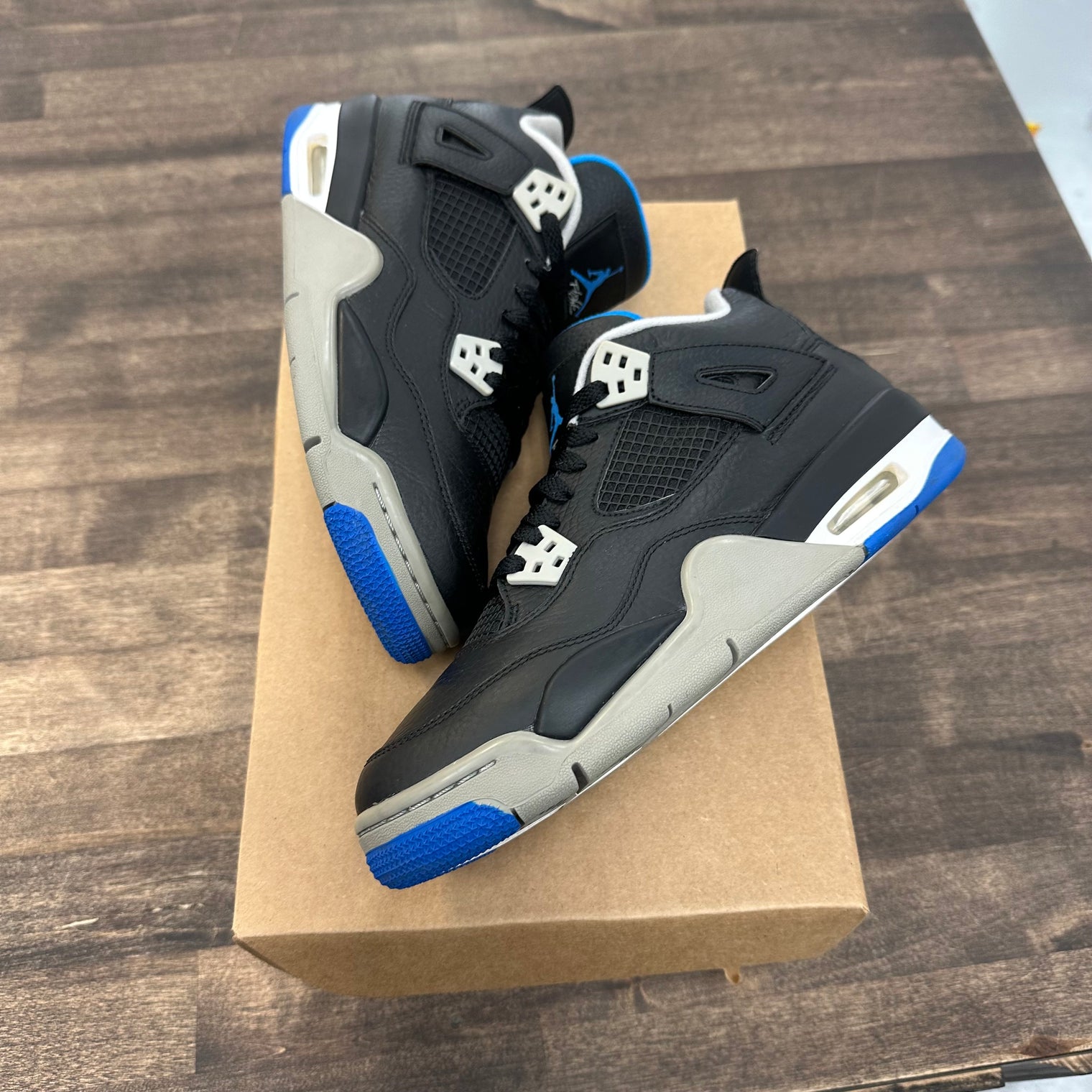 (GS) Alternate Motorsport Jordan 4 (USED,No Box)