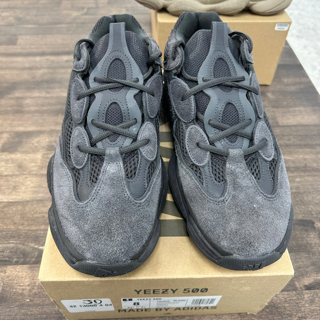 Utility Black Yeezy 500 (USED,Replacement Box)