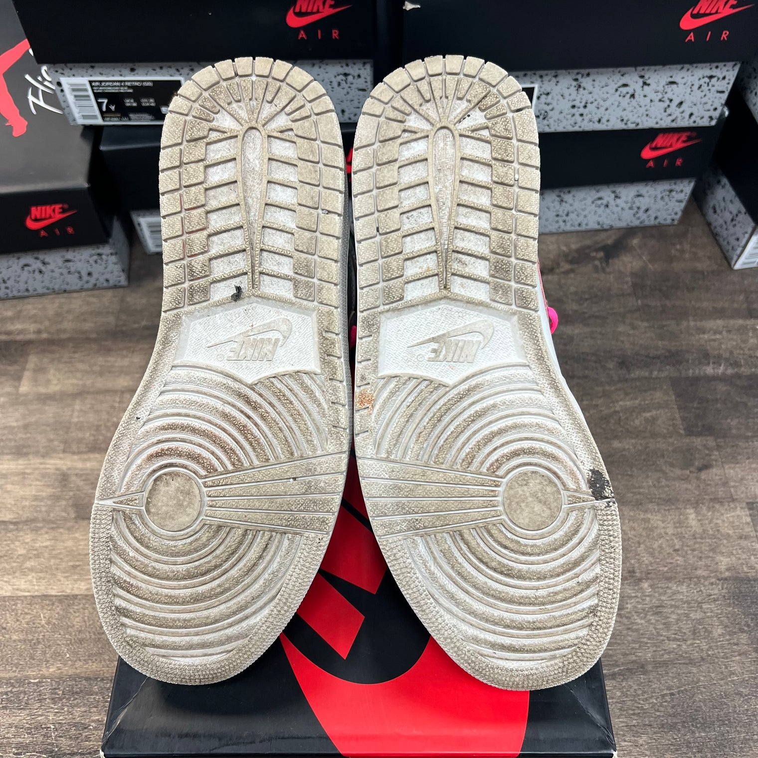 NYC to Paris Jordan 1 Retro High OG Defiant SB (USED)