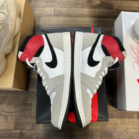 Jordan 1 Retro High Light Smoke Grey (USED)