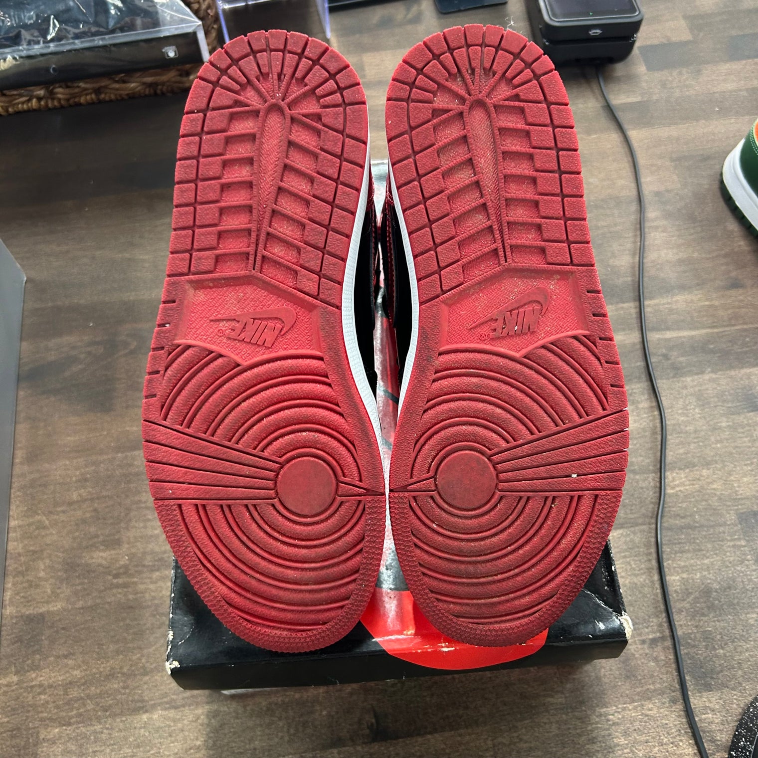 Patent Bred Jordan 1 High Retro (USED)