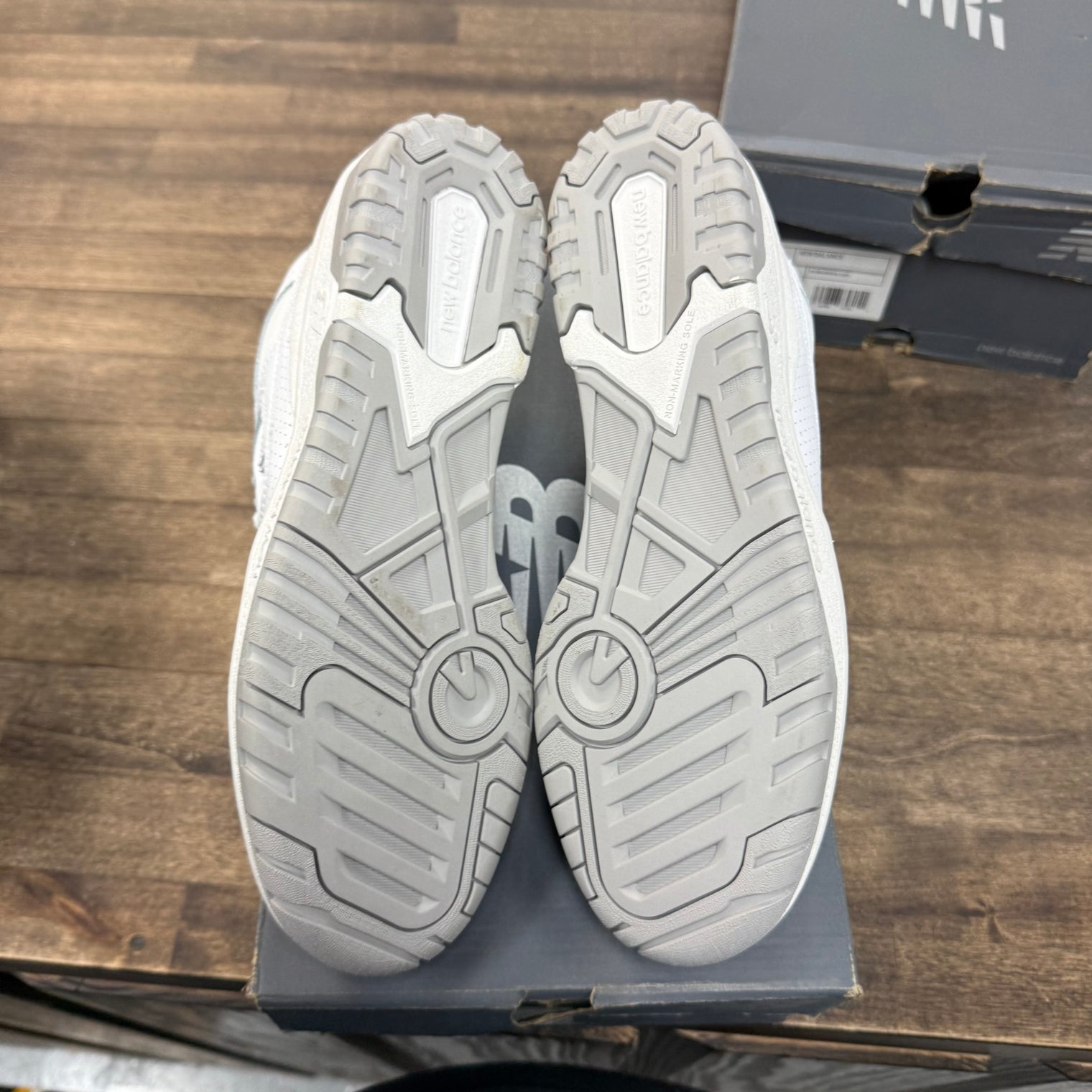 New Balance 550 White Grey (Lightly Worn)