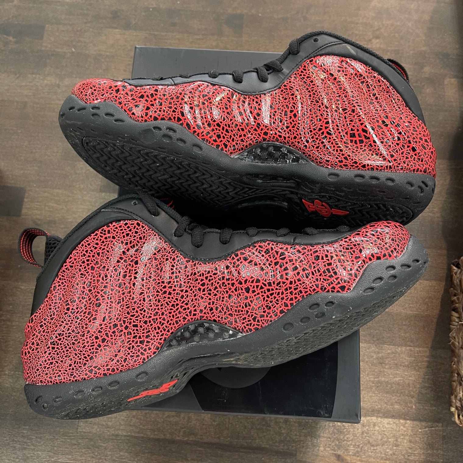 Cracked Lava Foamposite One (USED)